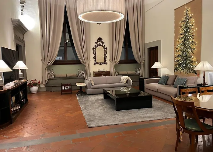 Palazzo Roselli Cecconi Apartments